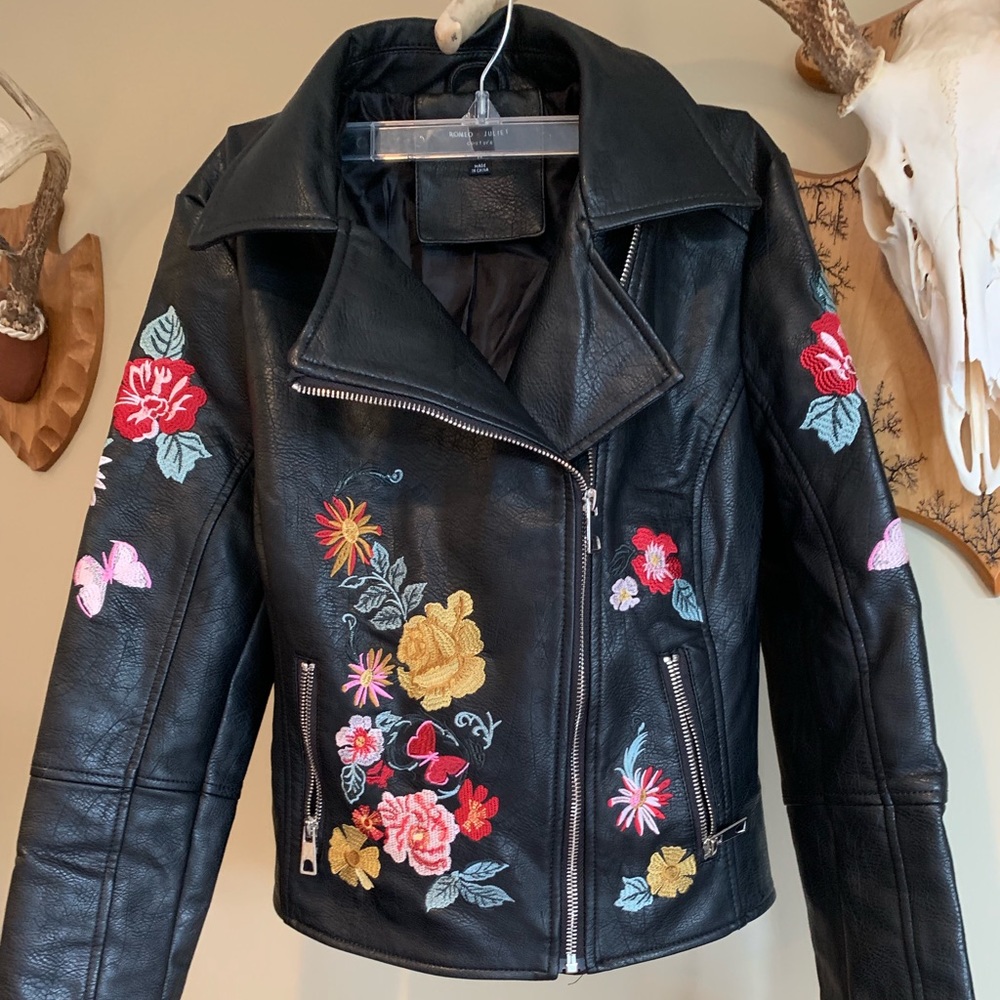 Faux leather crop jacket